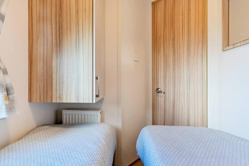 Tattershall Lakes: Sally'S Superior Stay Exterior foto