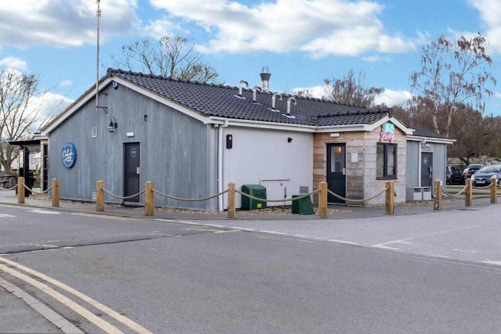 Tattershall Lakes: Sally'S Superior Stay Exterior foto
